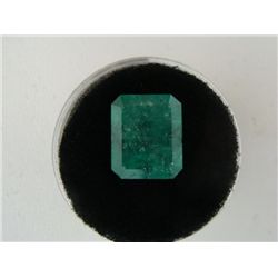 6.69 Carat Bright Glowing Green Emerald Gemstone