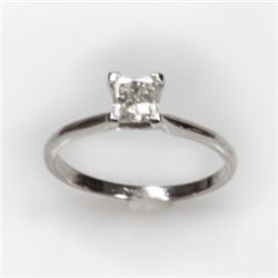 Certified 0.5 ctw Diamond Solitaire Ring G, SI-2