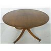 Image 2 : Banded mahogany English style breakfast table