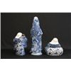 Image 10 : 3 Chinese porcelain figures all signed