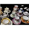 Image 5 : Group lot of 9 cups & saucers