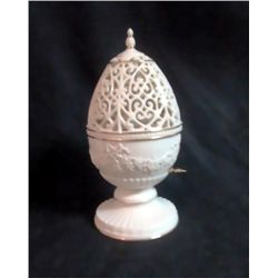 'Lenox' Musical Egg