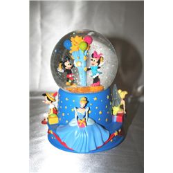 Disney's "When You Wish Upon A Star' Music Globe
