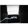 Image 1 : 14 K WHITE GOLD BAND WITH 7 BLUE CUT DIAMONDS 14 WHITE CUT DIAMONDS EACH DIAMOND APPROX. 5 PT OVER 1