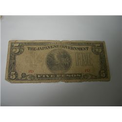 WW2 JAPANESE GOVERNMENT 5 PESOS CURRENCY NOTE *NICE NOTE*!!