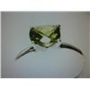 Image 1 : Beautiful Green Peridot Ring