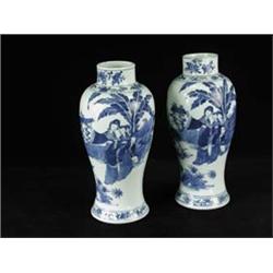 A pair of 19th century Chinese blue and wh...