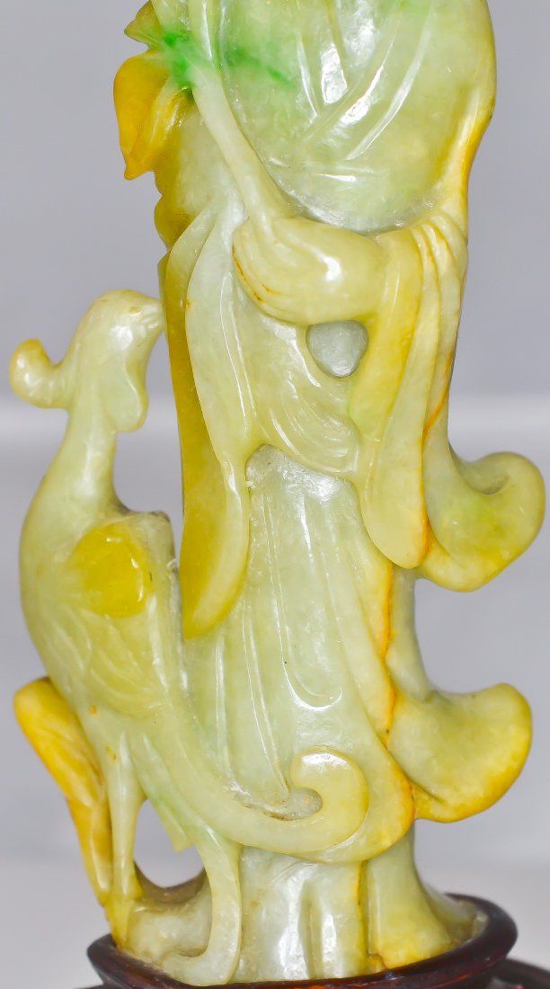 Antique Chinese carved jade figurine