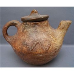NAVAJO POTTERY TEAPOT