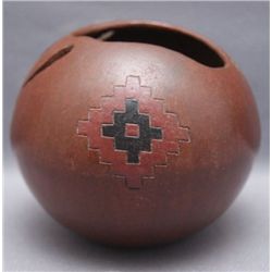 NAVAJO POTTERY JAR