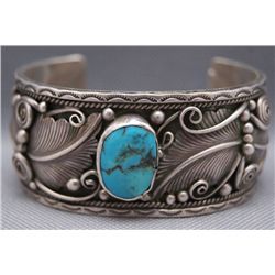 NAVAJO SILVER BRACELET