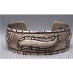 NAVAJO SILVER BRACELET