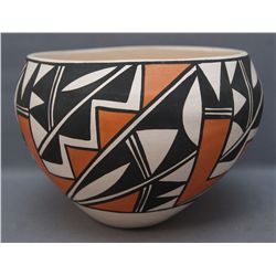 ACOMA POTTERY JAR