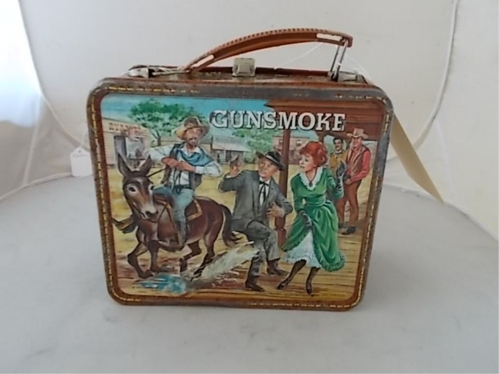 VINTAGE 1973 GUNSMOKE METAL LUNCH BOX