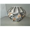 Image 1 : M. Victorino Acoma New Mexico Pottery