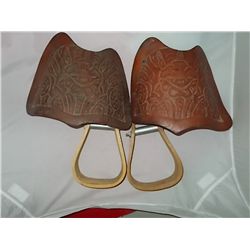 Kid wood Stirrups w/Tapadores