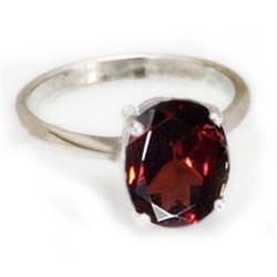 Natural 2.5 ctw Garnet Oval .925 Sterling Silver Ring