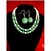 Image 1 : NATURAL 550 CTW FRESWATER PEARL WITH JADE STONE DOUBLE