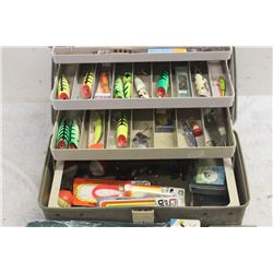 TACKLE BOX COMPLETELY FULL NICE