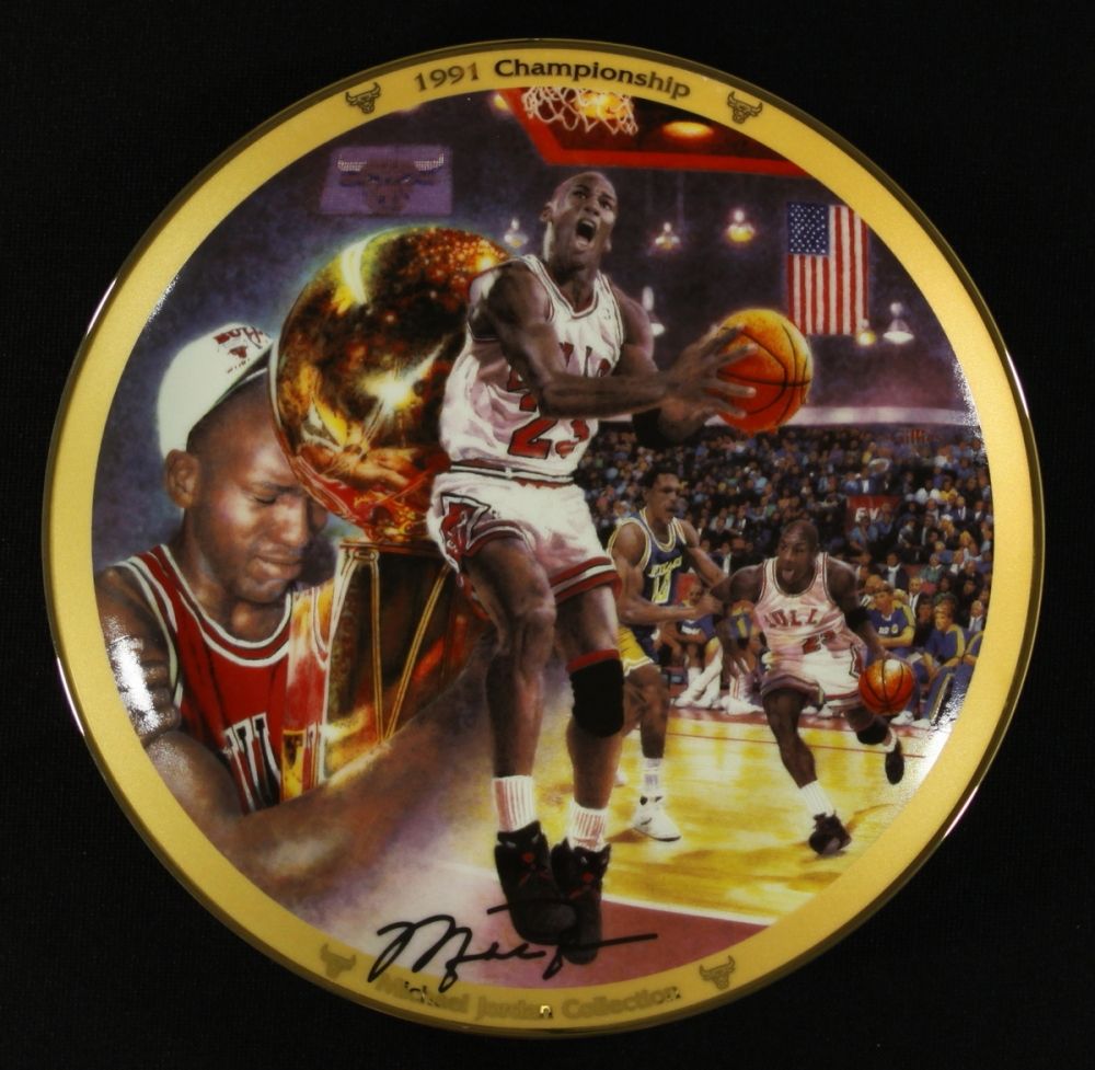 Michael Jordan Limited Edition 8" UDA Bradford Exchange Commemorative