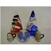 Image 1 : Two Art Deco-style hand painted pepper pots b