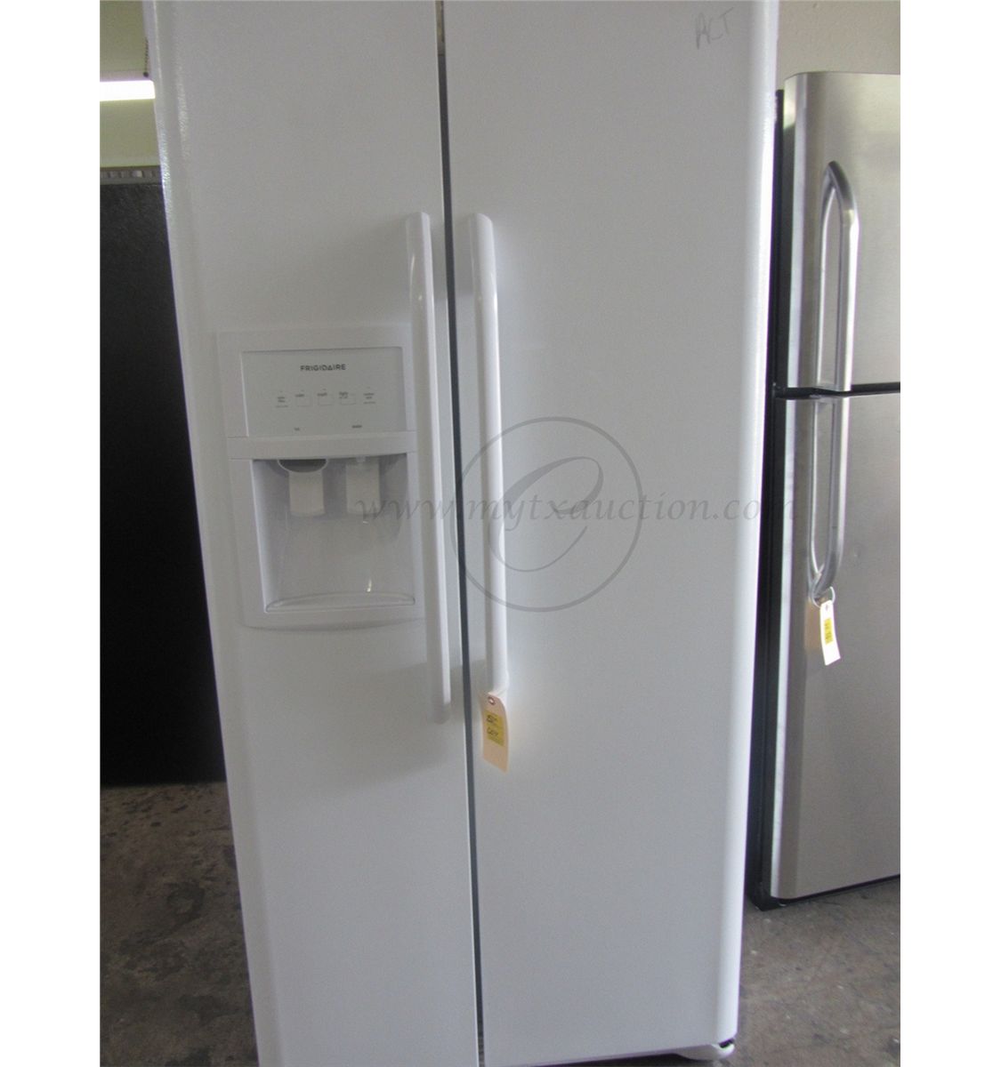 Frigidaire 23 Cubic Foot SidebySide Refrigerator SCRATCH AND DENT SEE