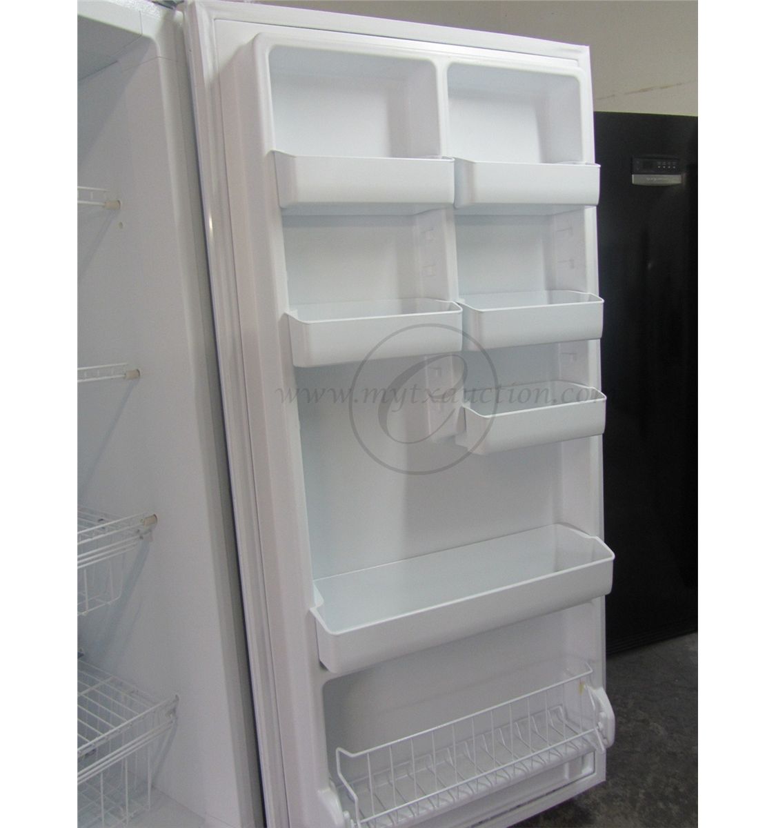 Frigidaire 20.5 Cubic Foot Upright Freezer SCRATCH AND DENT SEE KNOWN