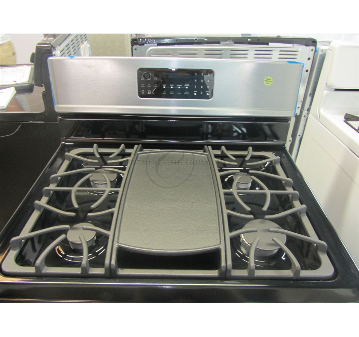 Frigidaire Gallery 30" Freestanding Gas Range SCRATCH AND DENT SEE