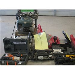 MILWAUKEE & DEWALT DRILLS