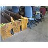 Image 4 : BENCHES & CHAIRS