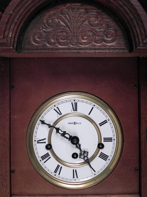 Howard Miller Vintage Wooden Winding Wall Clock 612462