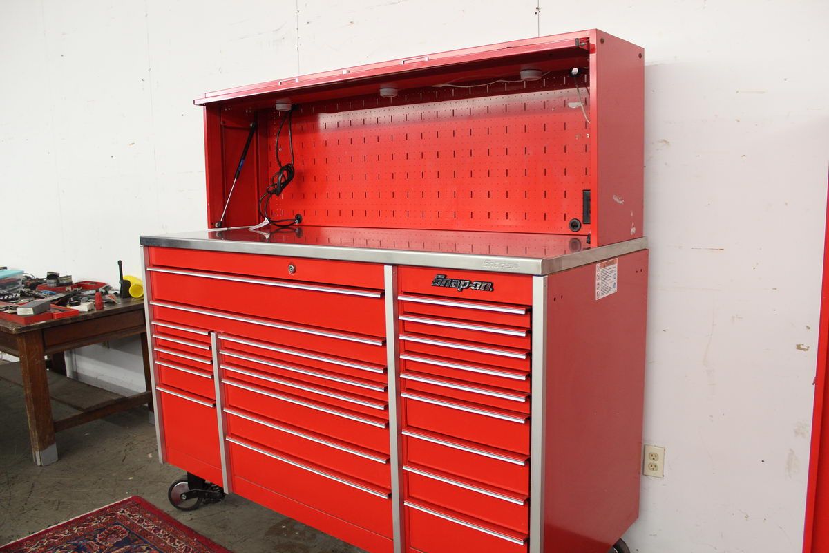 SNAP ON TOOLBOX