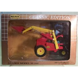 NIB 1:25 Die Cast Melroe M-200 Loader