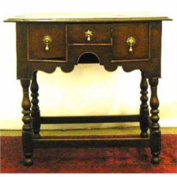 An early 18th Century oak sidetable, the rec