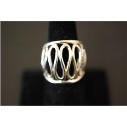 Sterling Silver Ring Size 8 W/Swirled Patterned; .925 Silver; EST. $20-30