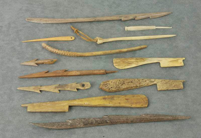 Awls Inuit Eskimo - Eskimo Artifacts: Arrow Points, Fish Hooks, Awls, and Tools ...