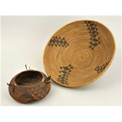 Pomo - Baskets (2 items)