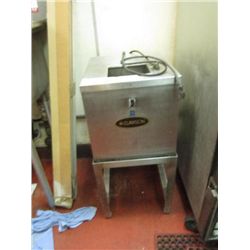 Clawson Pasta Maker w/ Stand