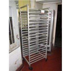 Rolling Pan Rack