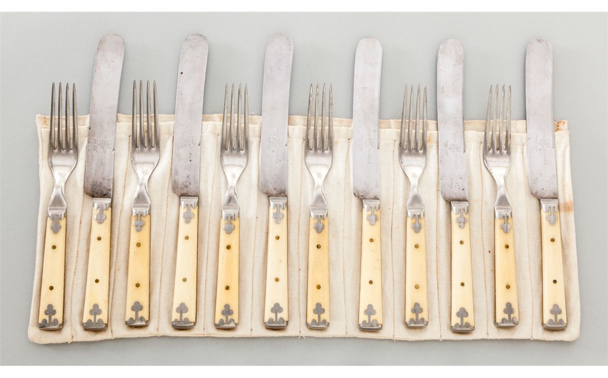 Set of 6 BoneHandled Cutlery Set, by Primble