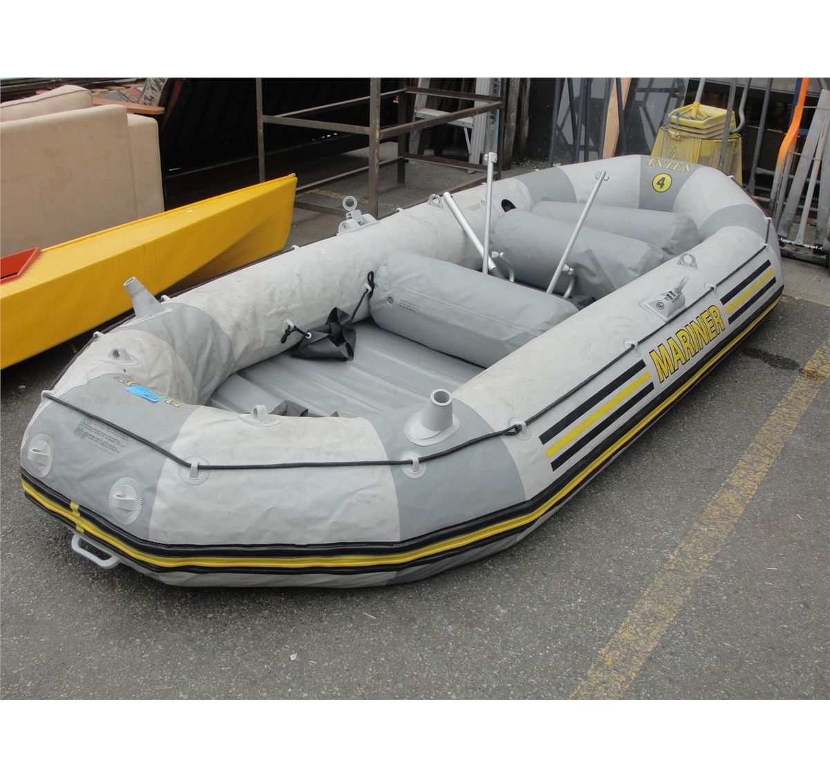 Intex Mariner inflatable raft