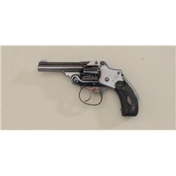 Smith & Wesson .32 Safety Hammerless DA  revolver, .32 cal., 3” barrel, blue finish,  checkered blac