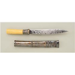 Exceptional S.E. Asian dagger of Chiefian's  quality circa late 19th to early 20th century  with sil