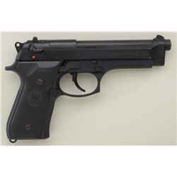 Beretta Model 92FS DA semi-auto pistol, 9mm  cal., 5” barrel, mat black finish, checkered  black pla