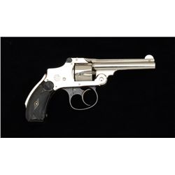 Smith & Wesson .32 Safety Hammerless DA  revolver, .32 S&W cal., 3-1/2” barrel, nickel  finish, chec