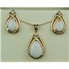 Image 1 : Splendid 10 karat yellow gold ladies  earring/pendant ensemble set with three  matching Australian o