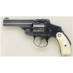 Smith & Wesson .38 Safety Hammerless DA  revolver, .38 S&W cal., 3-1/4” barrel, blue  finish, medall