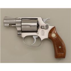 Smith & Wesson Model 60 (no dash) DA  revolver, .38 Special cal., 2” barrel,  stainless steel, check