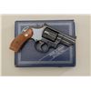 Image 1 : Smith & Wesson Model 19-5 DA revolver, .357  Magnum cal., 2-1/2” barrel, blue finish,  checkered woo