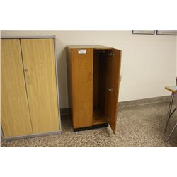 OAK 2 DOOR WOODEN STORAGE CABINET